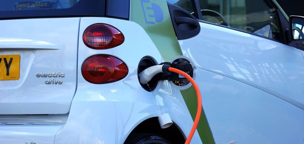 Повернуть не всі податки: що насправді буде з цінами на електромобілі з 1 січня