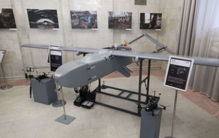 До Донецька долетіли “невідомі дрони”: після вибухів у місті немає світла