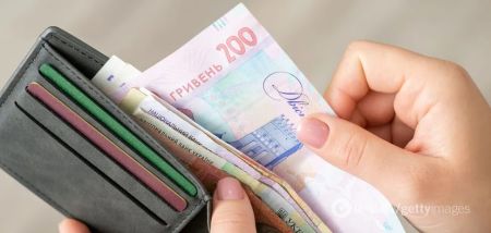 Такі гривні не вийде здати в банки та обмінники: що обов’язково потрібно перевірити