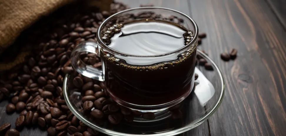 Чорна кава – еліксир довголіття: як проста звичка може продовжити життя на 30%