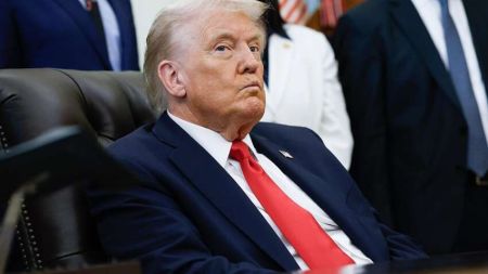 Родина Дональда Трампа стрімко втрачає статки – мемкойни, акції та біткойни обвалюються синхронно