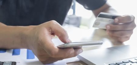 Усі грошові перекази відстежуватимуть “у цифрі”: нові правила – уже 22 листопада