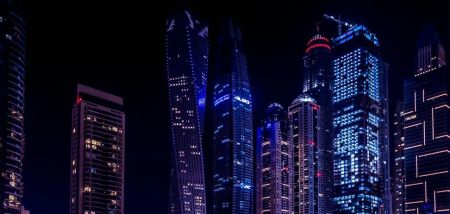 Має 82 поверхи: де відкрили найвищий готель у світі