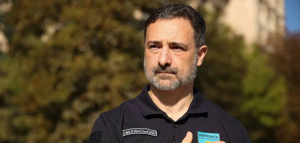 Голова “Укрпошти” заробляє понад пів мільйона на місяць: Смілянський заявив, що не має власного житла та авто