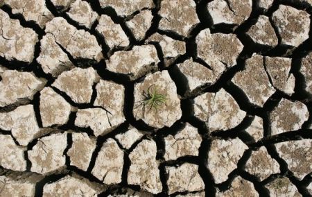 Іран зрошує хмари сріблом, щоб подолати найсильнішу посуху за 50 років