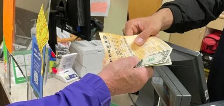 В США зірвали в лотерею майже $1 млрд: що відомо про історичний джекпот