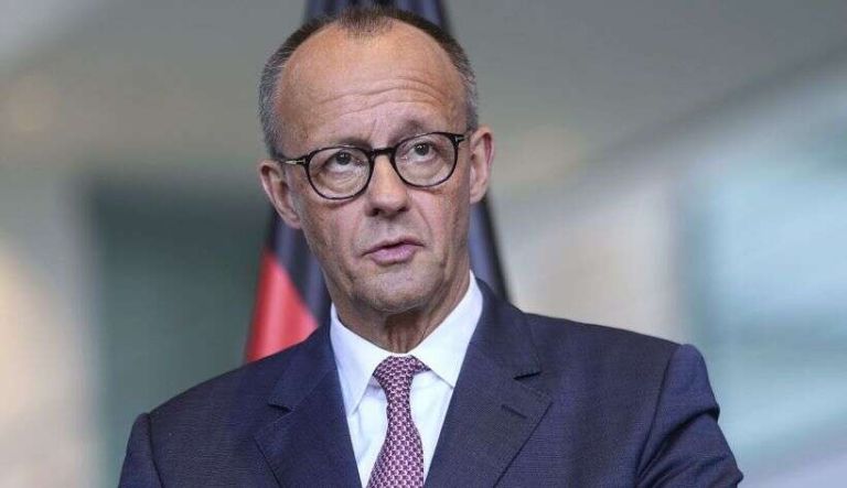 Мерц попросив Зеленського не пускати українських чоловіків до Німеччини