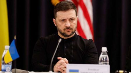 Чому Зеленський загнав себе у глухий кут: що відбудеться, якщо він підпише мирний план Трампа