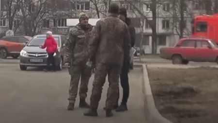 Мобілізація їм не загрожує: кого зможуть забронювати у листопаді