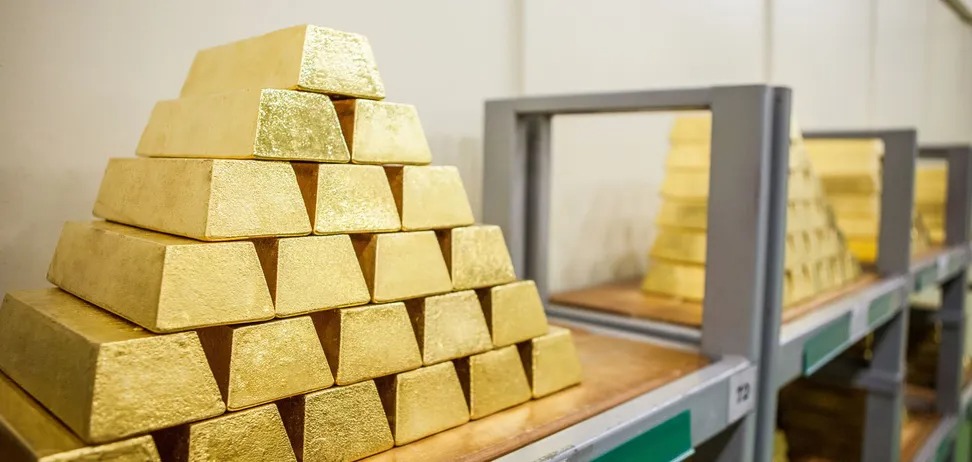 Ціни на золото шалено зросли: Китай таємно скуповує метал у рекордних масштабах