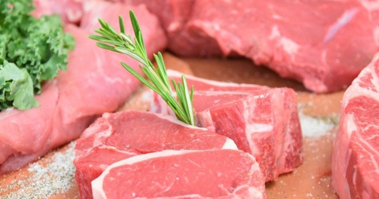 Як вибрати м’ясо для новорічного столу і не перевантажити меню