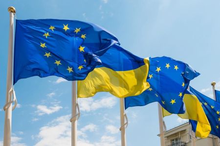 Україна у 2025 році не зрушила з місця в питанні вступу до ЄС, – Politico