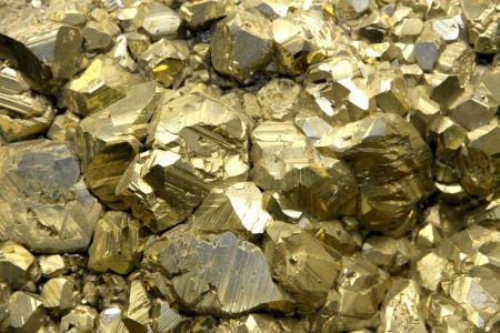 Через нафтові санкції Росія потребує все більше африканського золота, – The Telegraph