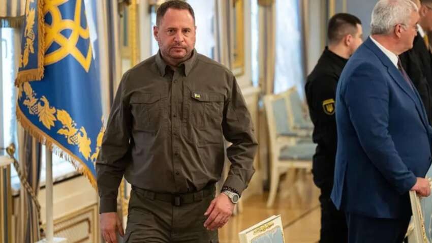 Заборона виїзду за кордон Єрмаку: що кажуть у Держприкордонслужбі