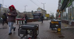 Блекаут в Україні: експерт пояснив, від чого залежить колапс