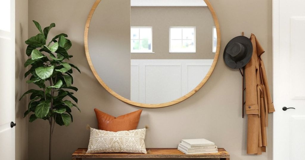 Чоловік купив звичайне дзеркало на секонд-хенді і знайшов скарб: подробиці