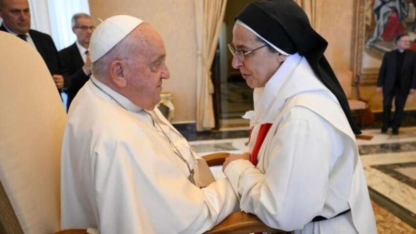 Останній дар Папи Франциска: кому він залишив гроші перед смертю