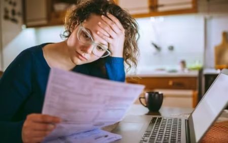 Українці заплатять за чужі заборгованості: як вберегти себе від переплат