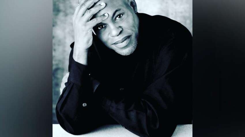 Відомого оперного співака зарізали у його будинку: поліція заарештувала сина