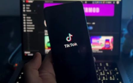 Розвага може мати наслідки: українців почали штрафувати за відео у TikTok