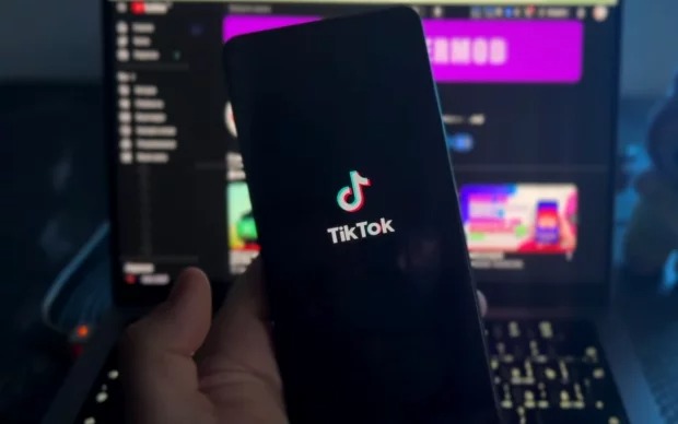 Розвага може мати наслідки: українців почали штрафувати за відео у TikTok