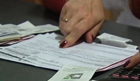 Українцям відкрили хитрий спосіб платити за світло вдвічі менше: запрацює вже з 1 січня