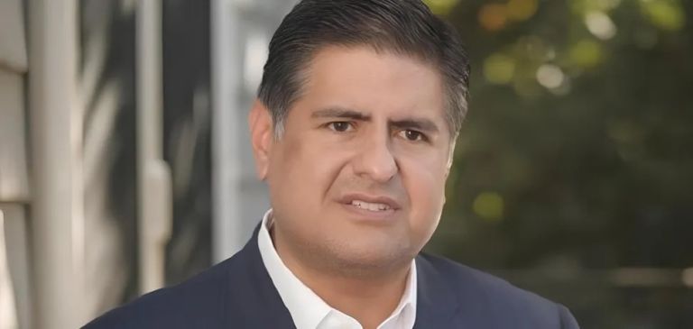 Ексрадника Трампа покликали на роботу до підсанкційного “Лукойлу”