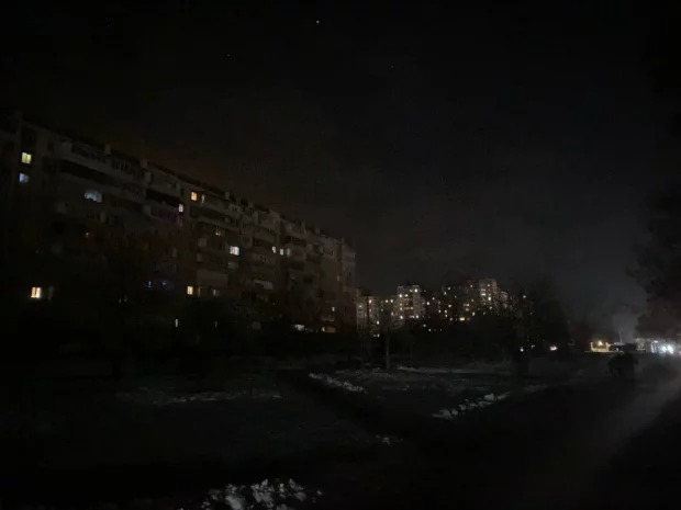 В Україні відключатимуть світло за новими правилами: до чого готуватися