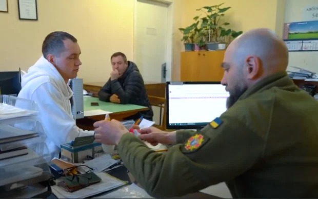 Король Чарльз записав важливе звернення до нації і розповів про свій діагноз детальніше