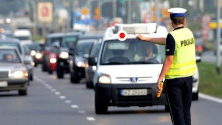 Небезпечні предмети в авто: за що загрожує штраф і навіть вилучення документів