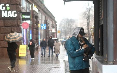 Дощі, мряка і тумани: що буде з погодою сьогодні