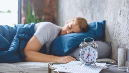 Що потрібно робити взимку, щоб забути про проблеми зі сном