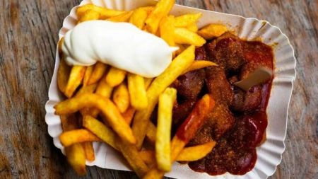 Ваш імунітет у великій загрозі через ці улюблені продукти: важливе застереження