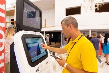 Обмеження карткових переказів: які ліміти встановлять з нового року