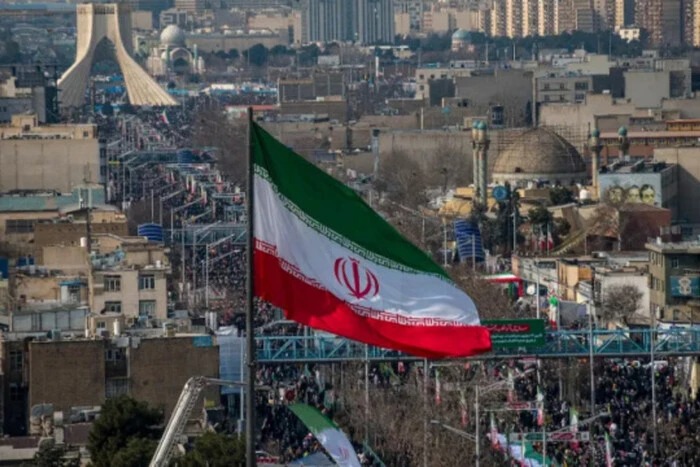 Іран знайшов спосіб обходу санкцій для продажу зброї