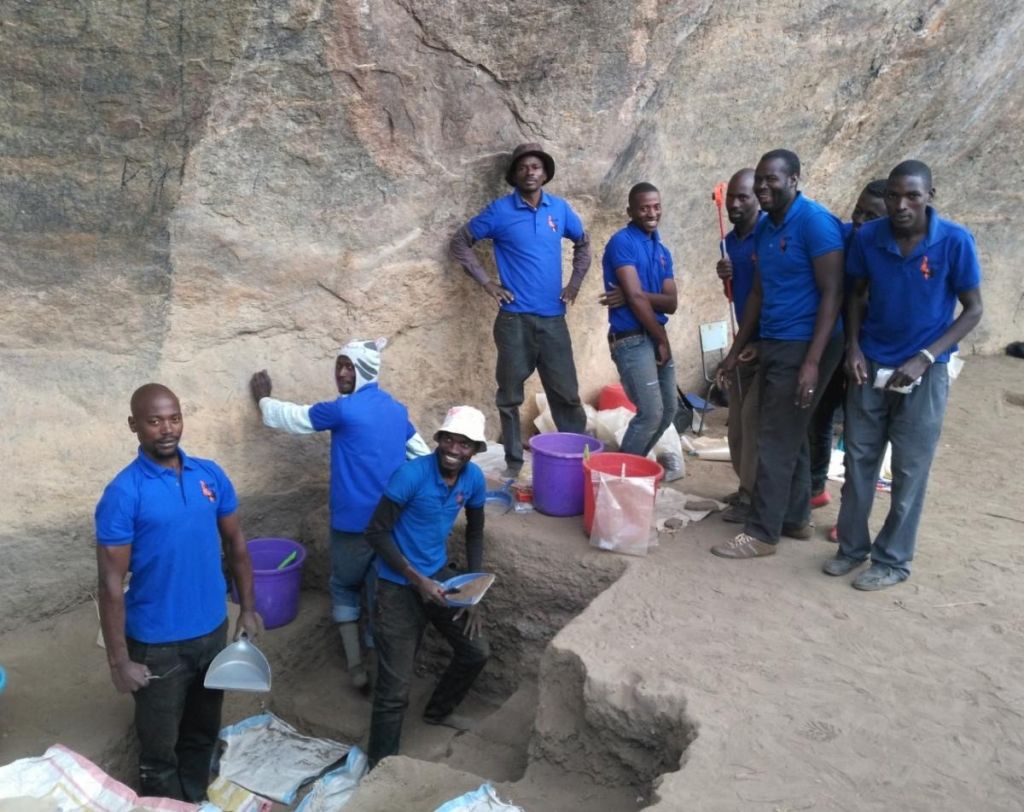 Археологи знайшли найстаріше у світі похоронне вогнище, яке містить останки людини