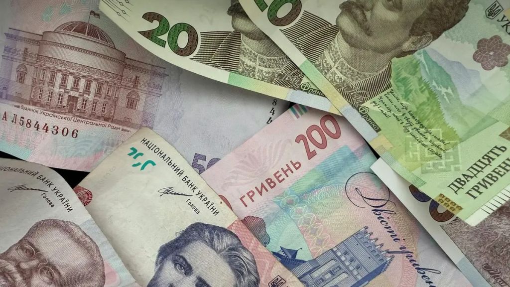 Саме ці гривні вилучають з обігу: будьте уважні зараз