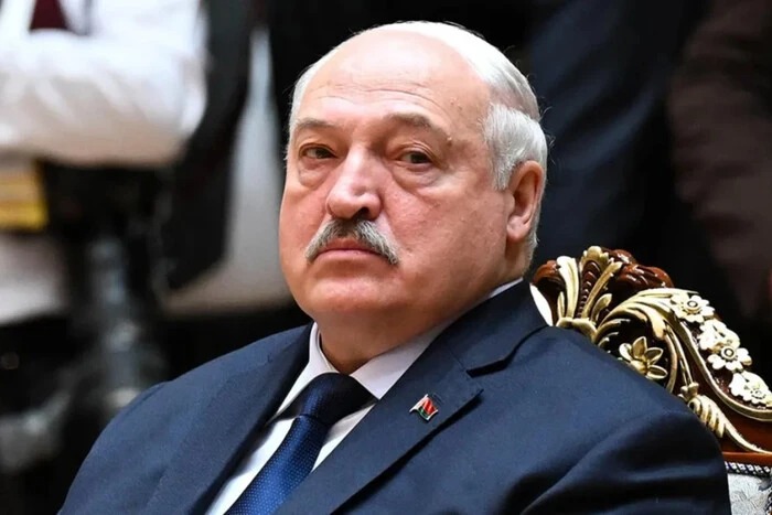 Лукашенко несподівано виступив у ролі б’юті-експерта та дав поради жінкам