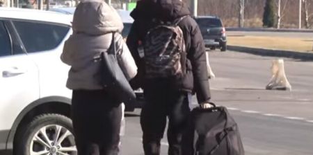 Масова депортація українців з-за кордону та мобілізація: що може чекати на тих, хто виїхав