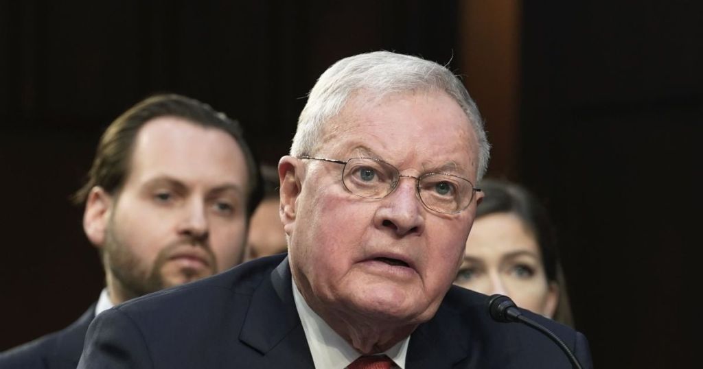 “Дайте йому дюйм, він візьме милю”: Келлог порівняв Путіна з Гітлером