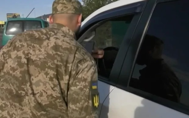 Пенсійне посвідчення не врятує: кому ТЦК може вручити повістку