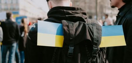 Знайдуть роботу швидше за інших: українцям розповіли, на кого зараз найбільший попит у Польщі