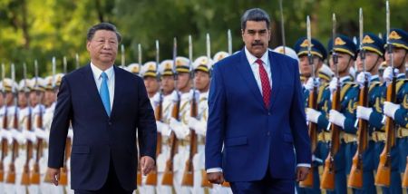 Операція США застала Пекін зненацька: у Китаї звинувачують Росію у “втраті Мадуро” – The Times