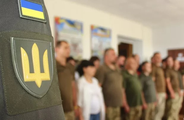 Армію змушують “ловити своїх”: чому бусифікацію переклали на ТЦК, а не на поліцію