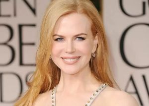 Ефектне розлучення: Ніколь Кідман у рожевій сорочці ввела моду на «ромком-уніформу»