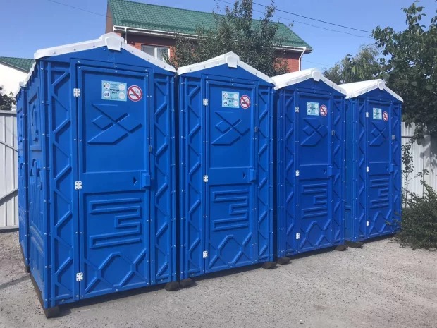 У київських дворах можуть встановити біотуалети: лікар попередив про небезпеку