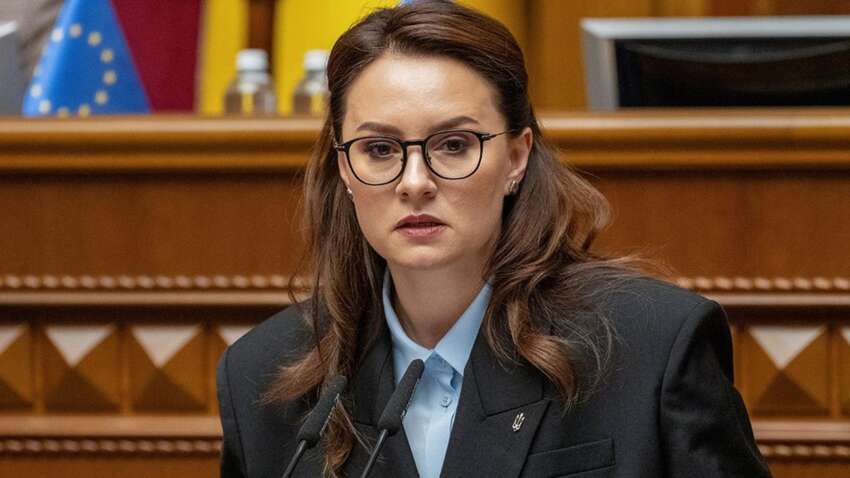 Піджак за 50 тисяч та елітний браслет: у мережі підрахували вартість гардероба прем’єрки Свириденко