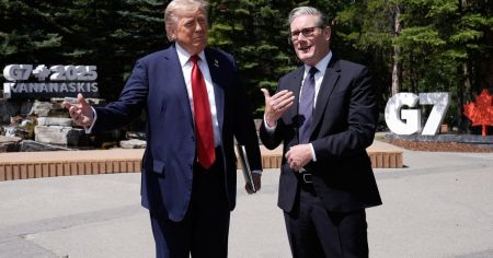 Трамп висміяв Стармера на великодньому обіді: відносини між лідерами зіпсовані