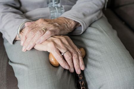 Люди шкодують про одне перед смертю: історія, яка змушує інакше дивитись на життя