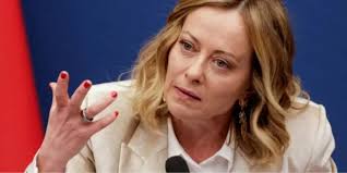 Мелоні стала на захист понтифіка: прем’єрка Італії різко відповіла Трампу на критику Папи
